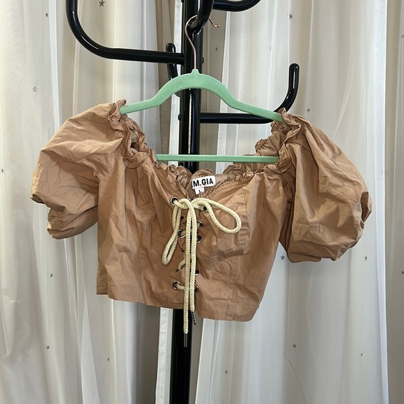 IAMGIA ALYA TOP - Picture 1 of 3